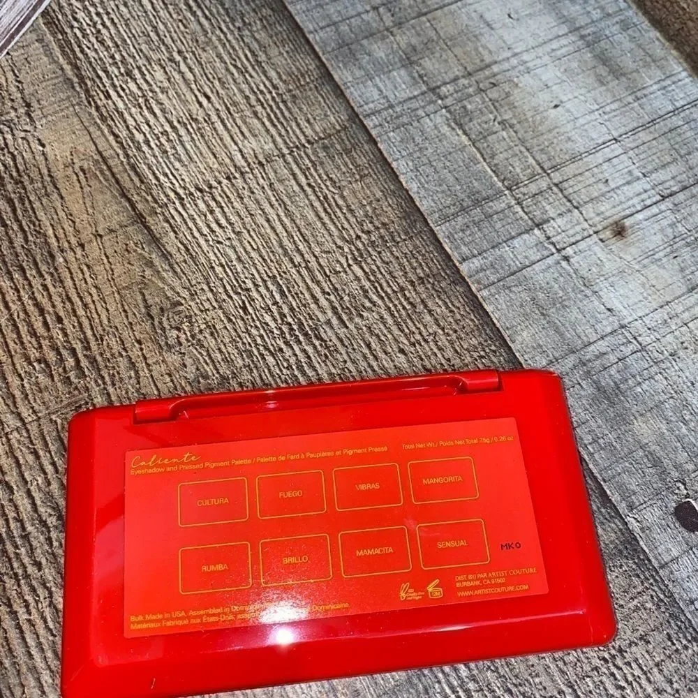 💜 Caliente Hot + Spicy Summer Eye Palette